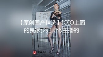 4女3男帅哥靓妹KTV玩嘿后有在厕所干逼得,有在沙发上操的,还有美女边唱歌边被插得,最后还相互干,全程直播.国语!