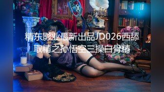 绿帽大神找单男一起操粉嫩小女友玩3P❤️小女友露脸了