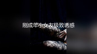 美淫妻网红『小狮子』大尺度三洞全开 疯狂3PKQ操 户外露出