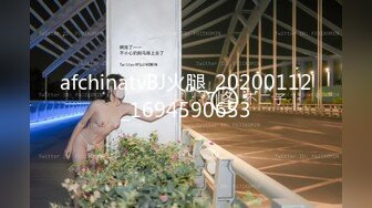 牛奶米汤足浴店搞女技师，奶子给我看一下，拔出大屌让妹子口，喜欢我的JB吗，脱掉裤子骑上来太爽了