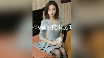 【超美御姐淫荡母狗】新晋极品母狗『VVQin』最强3P乱交4P群P淫乱啪 三根大肉棒一起吃 场面淫乱 (1)