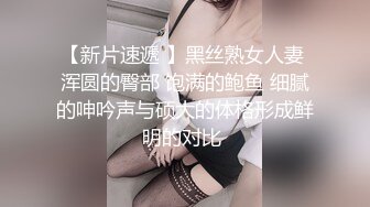 “不能掐不能摸”对白清晰?KTV包厢S情服务?陪唱大波妹为满足男人的爱好天天把屄毛刮的干干净净，听着外面的吼叫口交啪啪享受