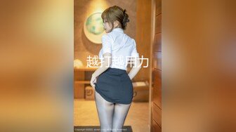 音樂學院白皙水嫩的漂亮美女和酒吧認識的酒保賓館啪啪自拍,用皮帶把美女雙手綁住幹,最後還射她嘴裏