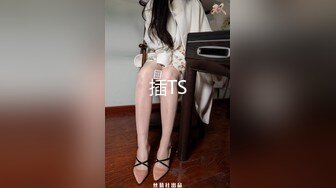 【新片速遞】  眼镜大奶妹子 被无套输出 这哥们操逼速度真猛 哪个妹子会不爽 唯快不破 内射一骚逼 