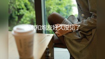 骚母狗老婆跪着吃鸡巴