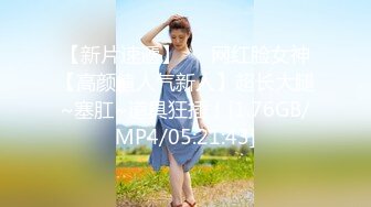 【新片速遞】养生馆超骚的露脸黑丝制服女技师调教小哥，不一样的草嘴模式，主动上位抽插拿着小哥的手揉大奶子，浪叫不断